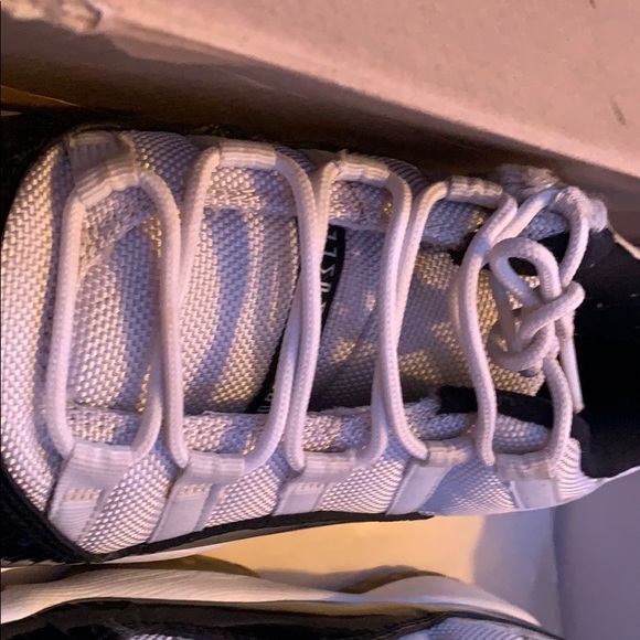 Jordan 11 concord low - Picture 7 of 8